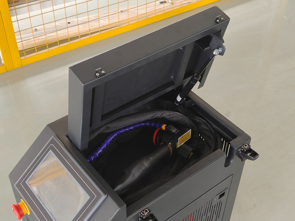 Pulsed Laser Cleaning Machine  - огляд і ціна Industrial Laser Paint Removal